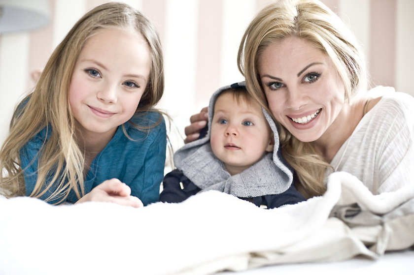 Magdalena Modra z córkami