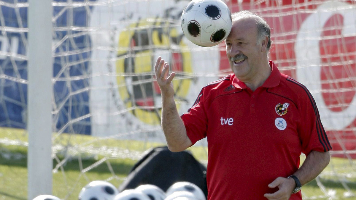 Szkoleniowiec reprezentacji Hiszpanii, Vicente del Bosque powołał kadrę na najbliższe mecze eliminacji MŚ 2010.