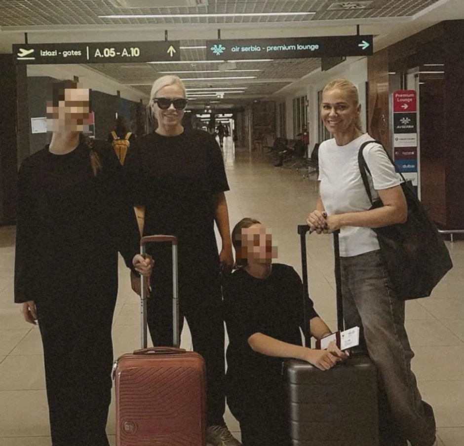 Nataša Bekvalac otputovala sa porodicom