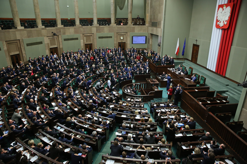 PiS zmieniło ustawę o Trybunale Konstytucyjnym