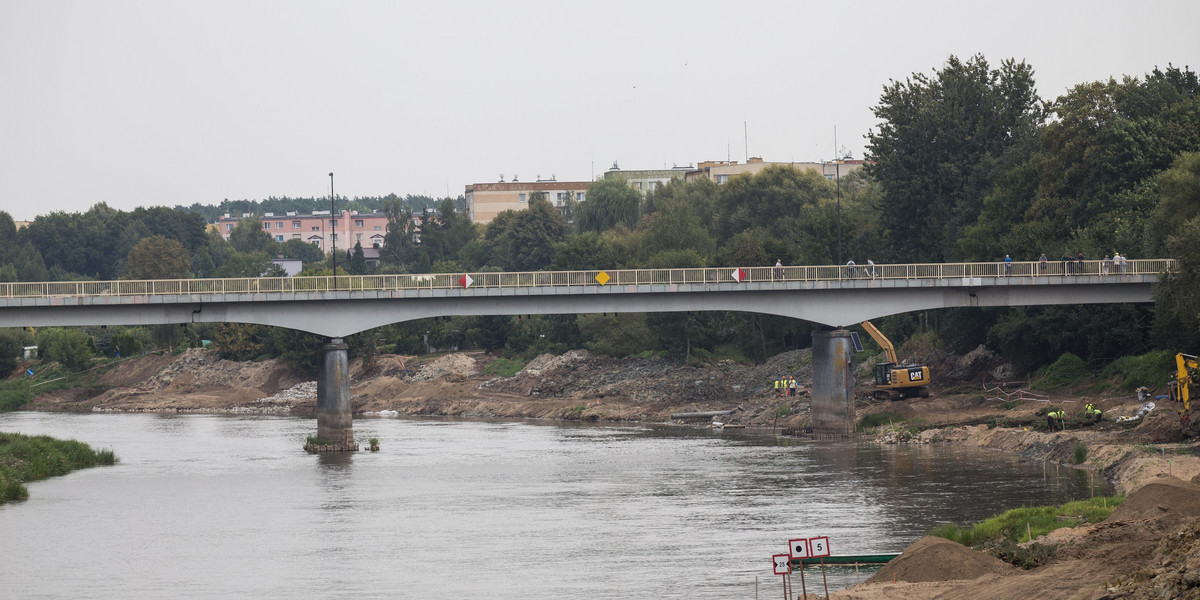 Most we Wronkach może runąć. Trzeba go natychmiast zamknąć