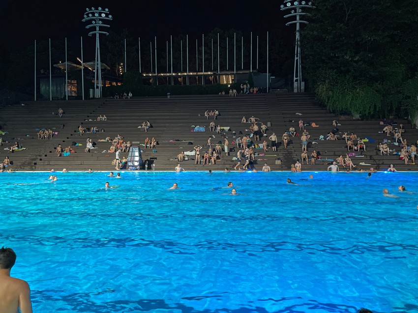 Na bazenima na Tašmajdanu noćno kupanje je svakog dana od 20.30 do 23.00 sata po ceni od 500 dinara