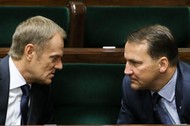 Donald Tusk, Radosław Sikorski