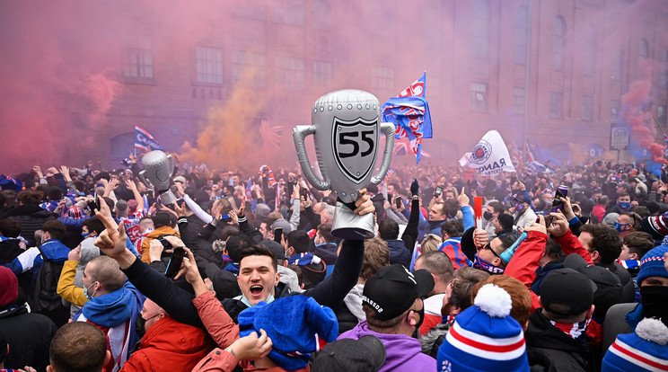 Több ezren ünnepelték Skóciában a Rangers focicsapatának aranyát / Fotó: GettyImages