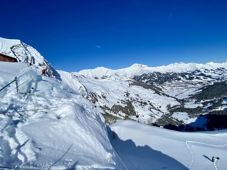 Adelboden widziane z plateau Engstligenalp