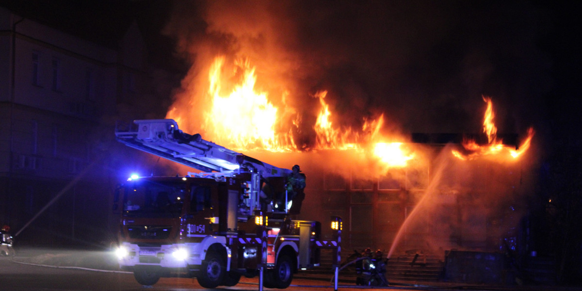 Pożar na terenie dworca PKS w Olkuszu. 