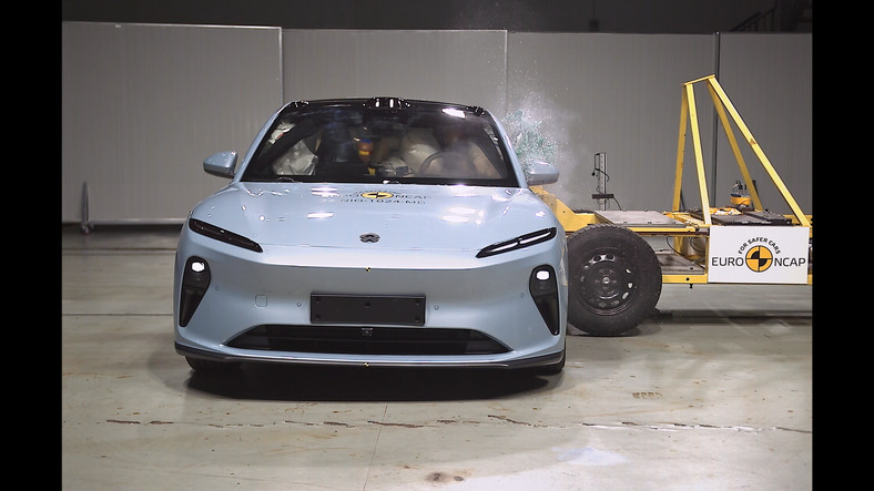 Crash-test: NIO ET5