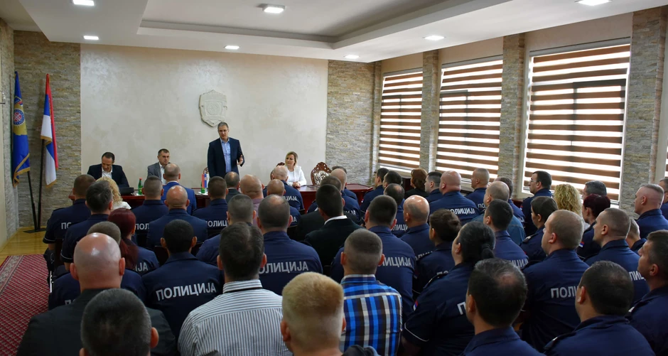 Stefanović i Rebić obišli su Policijsku upravu u Zaječaru