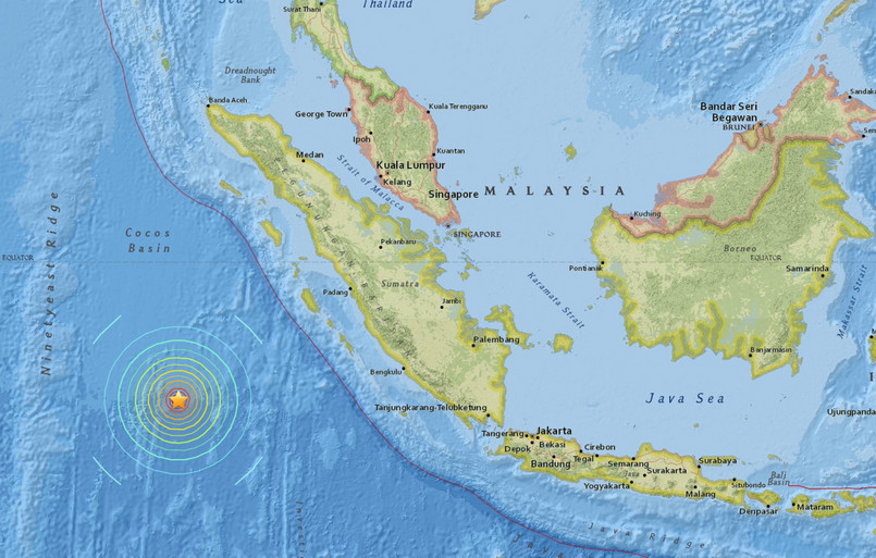 Indonezja poinformowała w środę o potężnym trzęsieniu ziemi na oceanie na zachód od wyspy Sumatra.