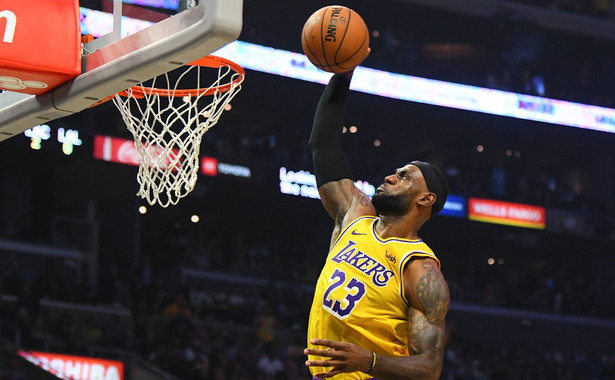 Liga NBA: LeBron James z triple-double. Lakers objęli prowadzenie w Konferencji Zachodniej