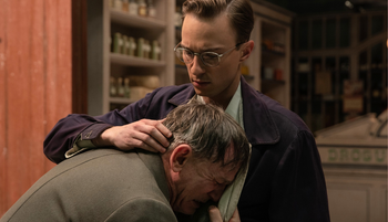 Daniel Craig élete legjobb alakítását nyújtja a Queerben, amit mindenkinek látnia kell