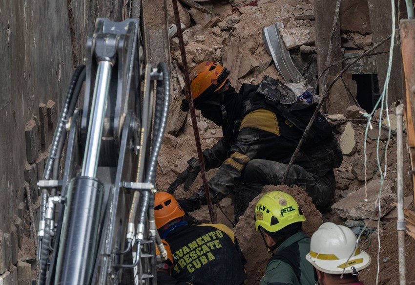 Urušila se stambena zgrada u Havani, Kuba