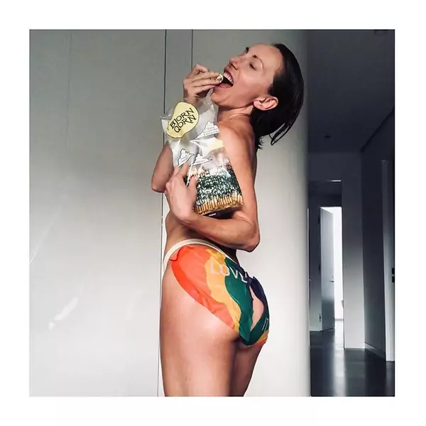 Sylwia Wiesenberg z maseczką Bawdy Beauty / @sylwiawiesenberg Instagram