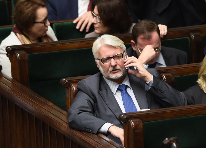 Waszczykowski żali się na swoją robotę!