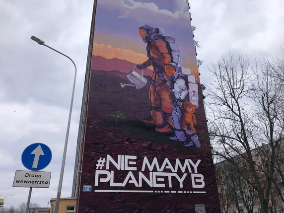 Niesamowity mural w centrum Kielc. "Ma zachęcić do refleksji"