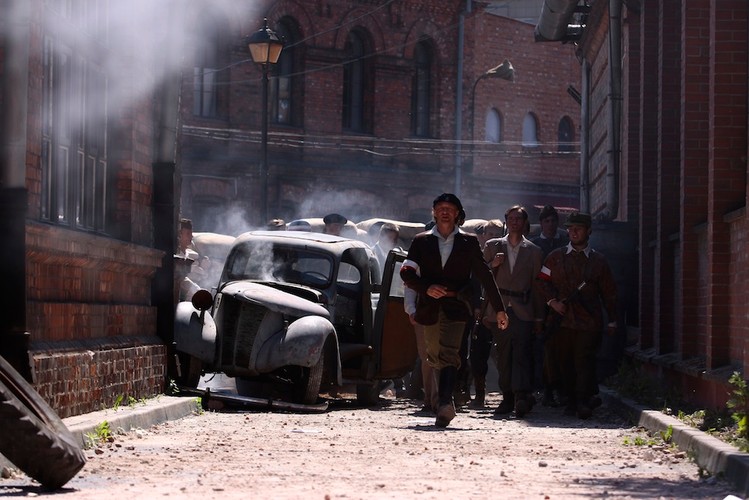 'Sierpniowe niebo. 63 dni chwały'