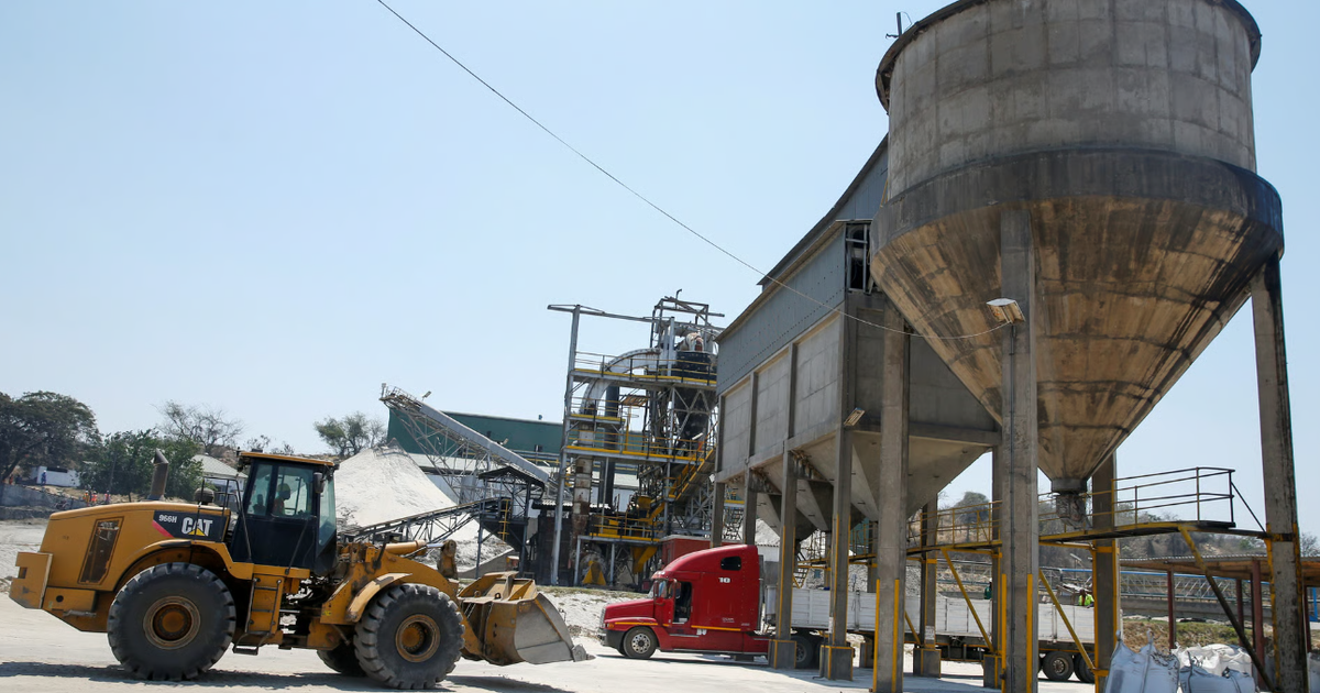 Zimbabwe export ban drives lithium and PGMs to nearly $1 billion mineral sales