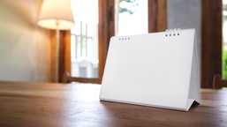 dni wolne od pracy 2026 i 2027 – kalendarz świąt, długie weekendy i dn