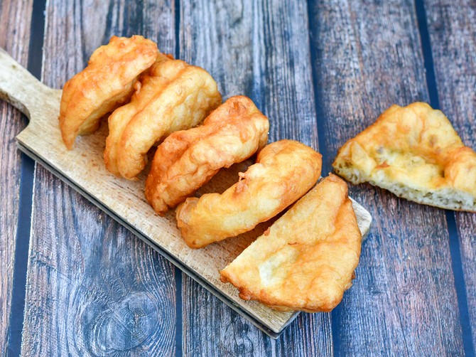Posni uštipci bez kvasca: Recept za testo koje osvaja na prvi zalogaj