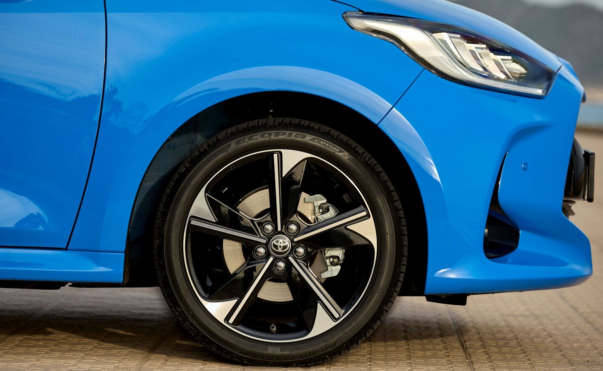 Nowa Toyota Yaris Hybrid 130