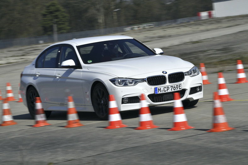 BMW 330e (2016-18)