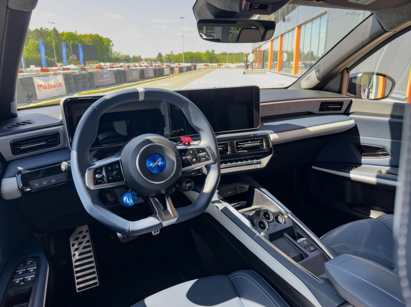 Alpine A290