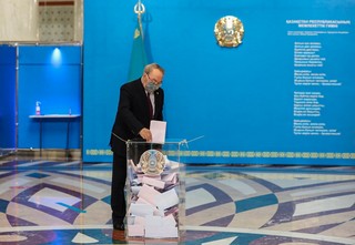 Wybory w Kazachstanie: Wygrała partia byłego prezydenta Nazarbajewa [EXIT POLL]