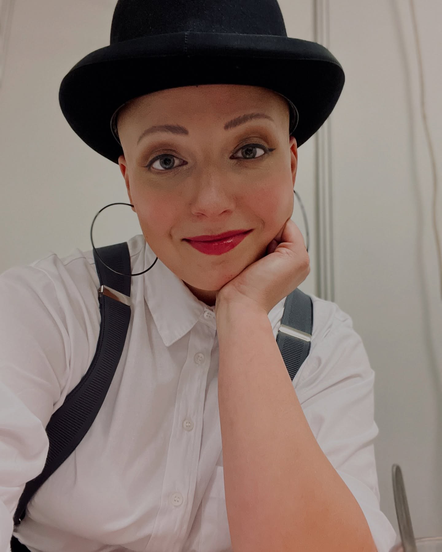 Speváčka a herečka Anna Slováčková podľahla rakovine.