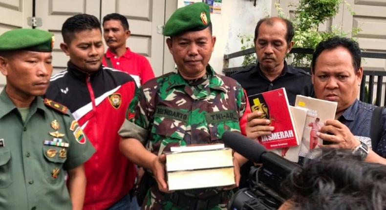 Indonesian officials raiding a book store and seizing what they say were communism-related books in Padang, West Sumatra province earlier this year