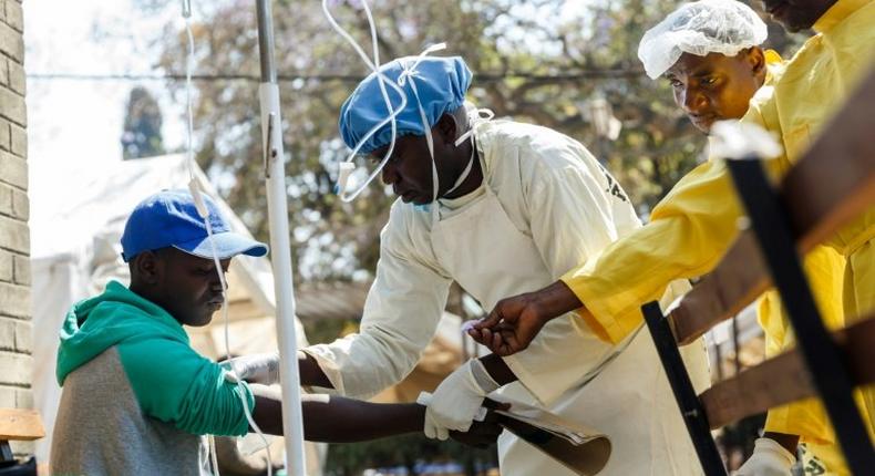 Zimbabwe's cholera outbreak, first detected in a township outside the capital Harare earlier this month, prompted the government to declare an emergency in the city after at least 3,000 cases were reported
