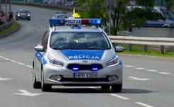 'Lecę na Błonia, bomba gotowa'. Policja o ujawnionych zagrożeniach w czasie wizyty papieża