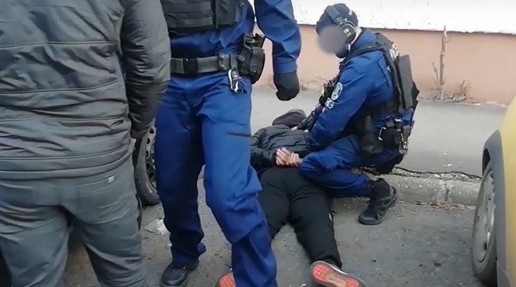 Huszonhat fős drogbandát buktattak le a zalai rendőrök / Fotó: police.hu