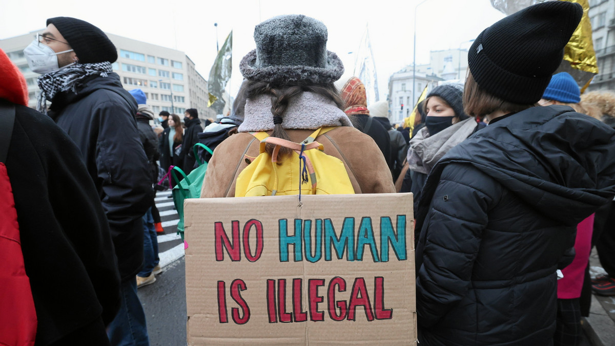 Demonstracja pt. "Nikt nie jest nielegalny" w Warszawie