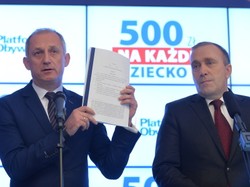 Platforma Obywatelska składa własny projekt ustawy 500 Plus