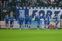 Jagiellonia, Lech, Legia i Raków już zarobiły miliony euro w Lidze Konferencji. Kwota robi wrażenie