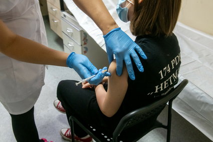 Niepożądane skutki szczepień. Rząd szykuje się na wypłaty odszkodowań dla ok. 200 osób