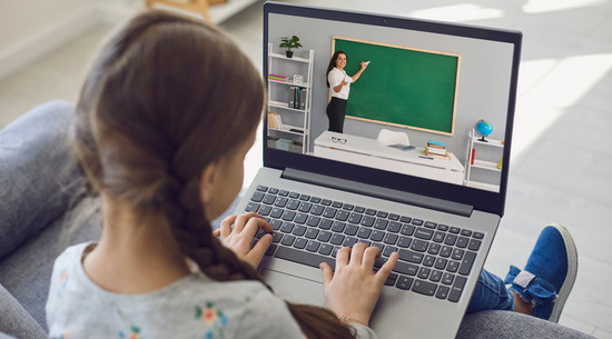 Co z podatkiem PIT od laptopów dla uczniów? Klamka zapadła