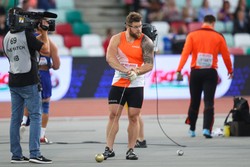 Paweł Fajdek powiedział, komu nie podaje ręki. Wyjaśnił, dlaczego tego nie robi