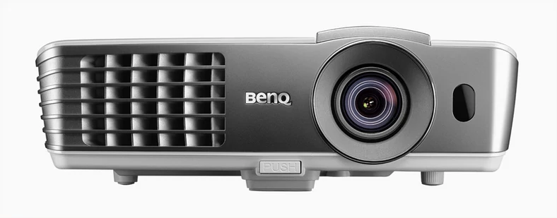 Benq to sprawdzona marka na rynku projektorów, W1070 to godny konkurent pozostałych urządzeń w zestawieniu