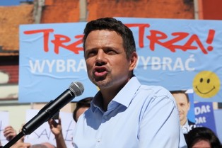 Centra rozwoju i lokalne inwestycje. Trzaskowski przedstawił propozycje dla mniejszych miast