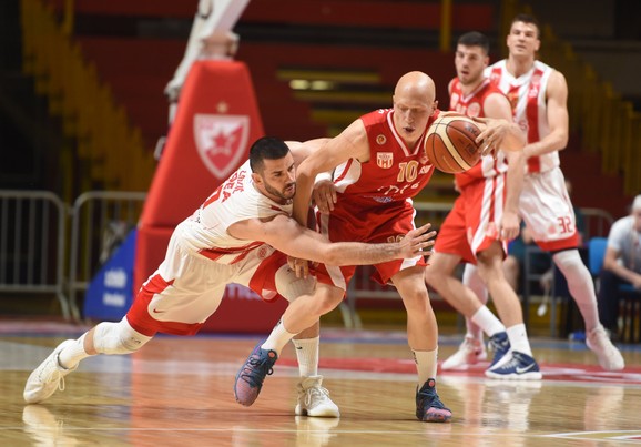 Ilija Đoković u duelu sa Brankom Lazićem