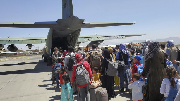 Ewakuacja na lotnisku w Kabulu, Afganistan