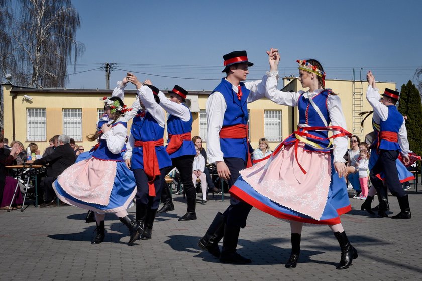 Rząd do Polaków: róbcie dzieci!