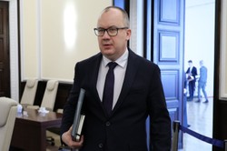 Bodnar o przeszukaniach: Nie szukam dowodów przeciwko Ziobrze