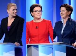 200% kobiecości! Barbara Nowacka znokautowała rywalki w debacie... dekoltem
