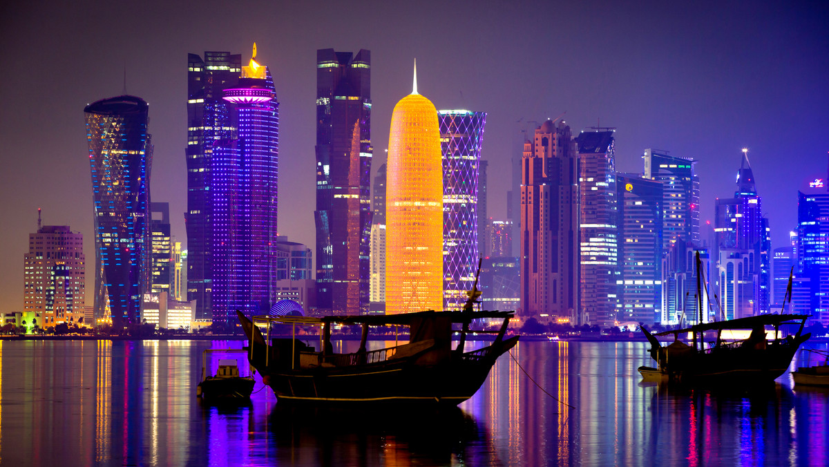 Katar – luksus wielkiego miasta i dziewicza pustynia