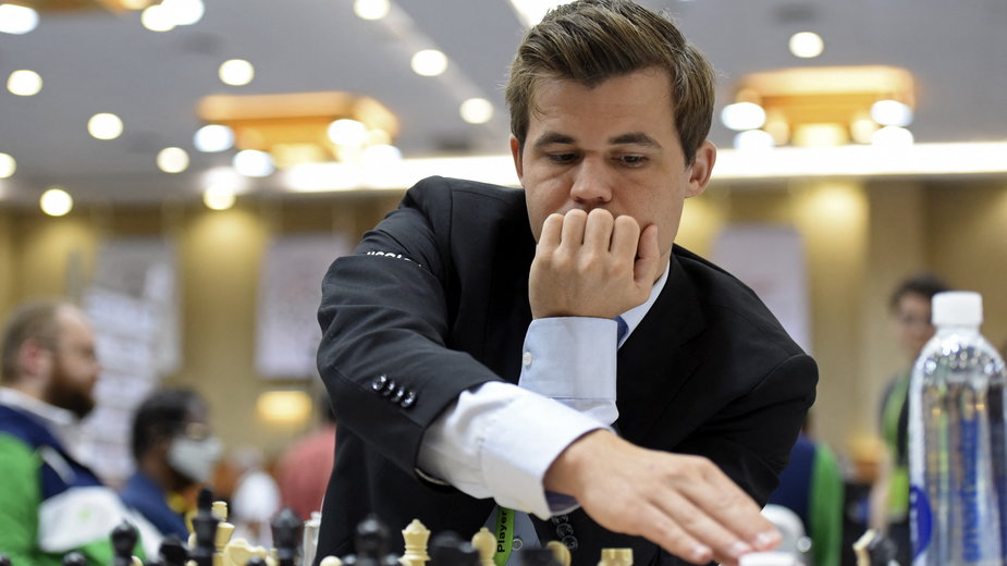 Magnus Carlsen w czasie olimpiady szachowej w Indiach w sierpniu 2022 r.