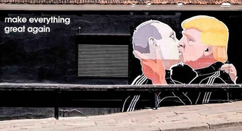 ___5048065___https:______static.pulse.com.gh___webservice___escenic___binary___5048065___2016___5___18___10___Donald+Trump+and+Vladmir+Putin+kissing