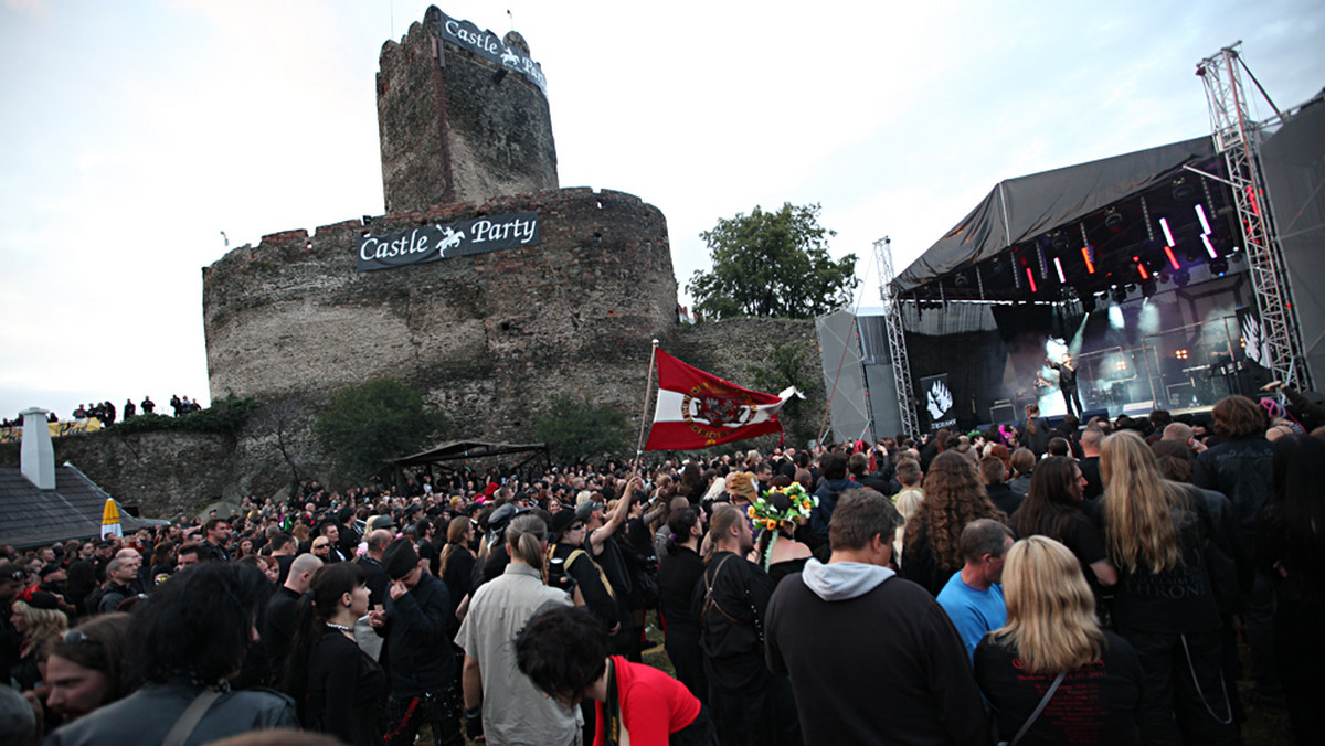 Castle Party Festiwal 2012 - organizatorzy imprezy uruchomili sprzedaż biletów na tegoroczną edycję tej wyjątkowej imprezy. W tym roku zamek w Bolkowie zapełni się w dniach 26-29 lipca.