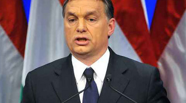 Orbán:  Nem volt elegáns a bankadó